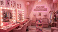 SALON BACKSTAGE